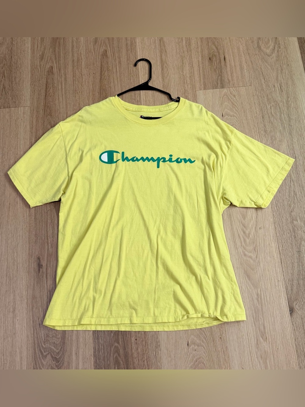 Champion Men’s Yellow Short Sleeve Tee with Green Script Logo size XL